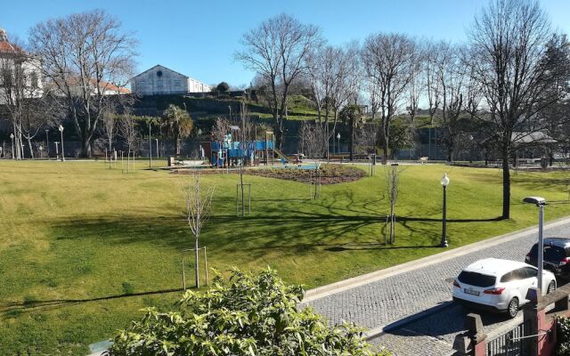 North Star Flats - Dom Luís I Bridge