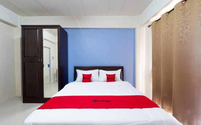 Reddoorz SI - FAH @ Bangsaen Hotel