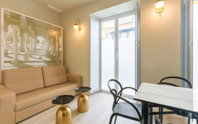Harinas Central Apartments by Valcambre