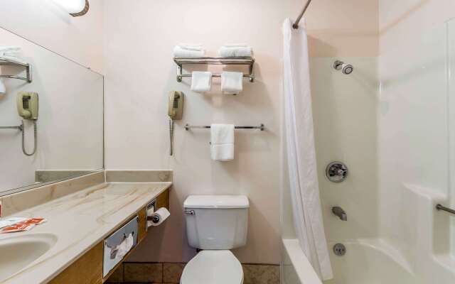 Econo Lodge Castro Valley I-580