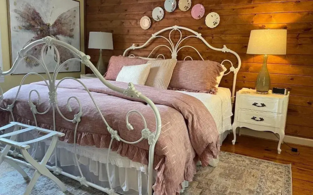 Yellow Daisy Bed and Breakfast