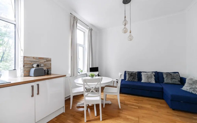 Period Flat in Islington With Modern Charm
