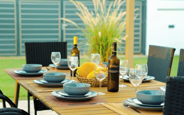 Seaview Villa Volter