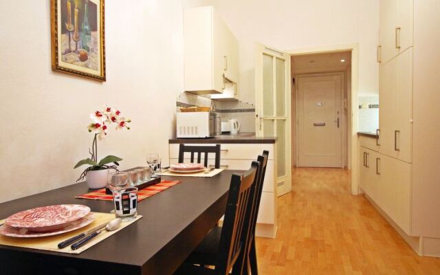 Apartment Judenplatz by Interhome