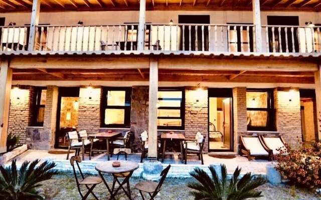 Attalos Suites Hotel