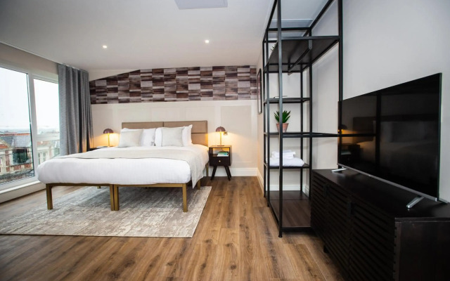 The Gresham Aparthotel