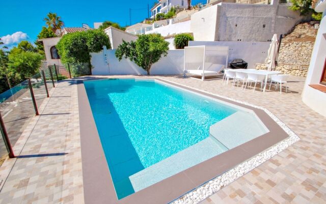Suerte - sea view villa with private pool in Moraira