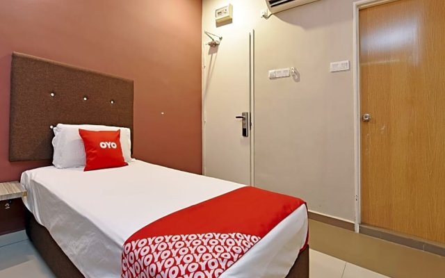 Super OYO Capital O 90556 Hotel Cherita Rooms