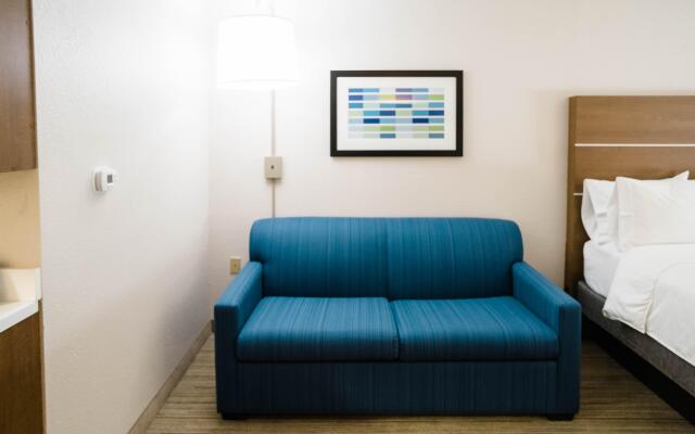 Holiday Inn Express & Suites Knoxville-Farragut by IHG