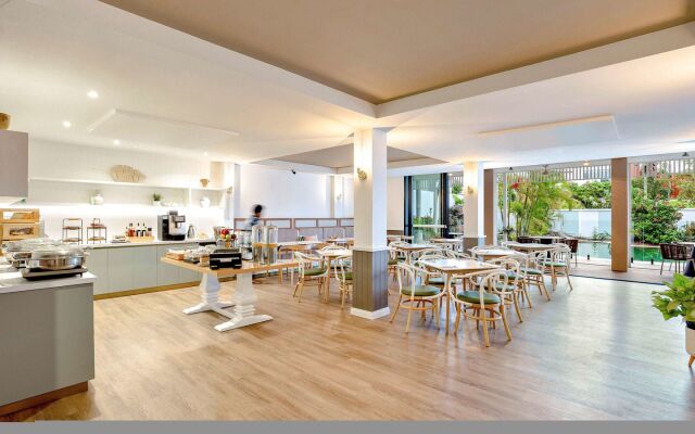 Mercure Cairns