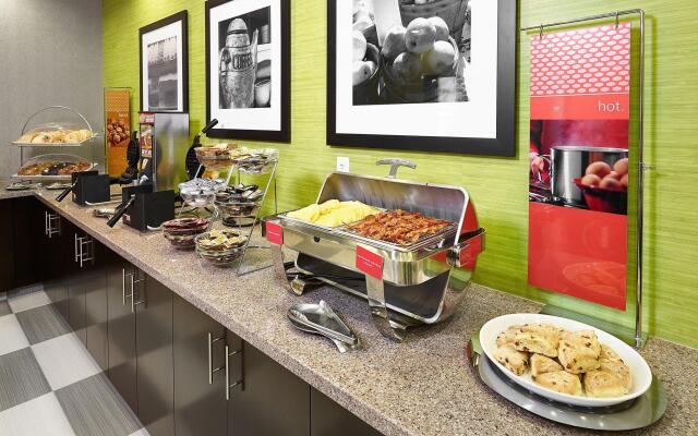 Hampton Inn by Hilton Calgary Airport North