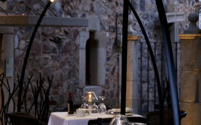 Parador de Cáceres Hotel