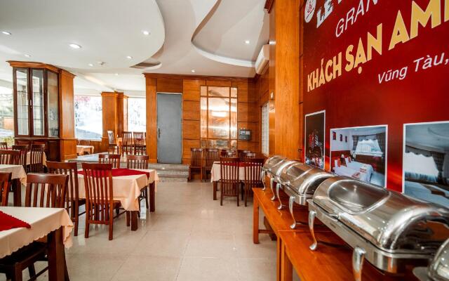 Amis Hotel