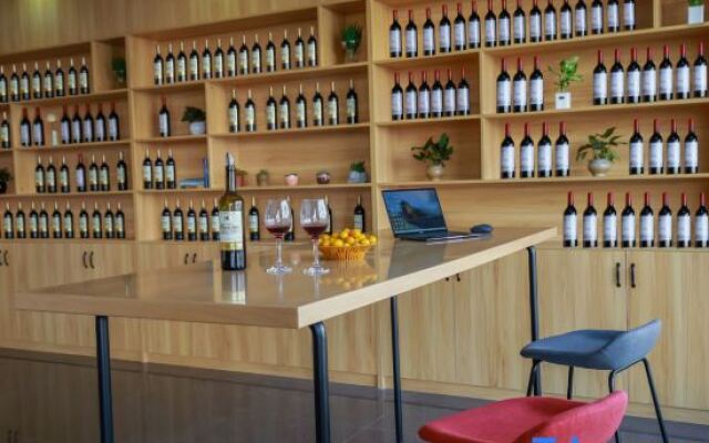 Shankee Chain Hotel (Guigang Gangnan District Government Jiangnan Middle School)