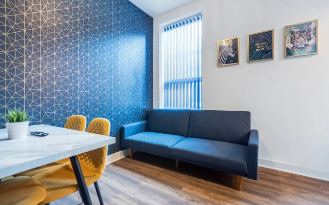 Queen Street Apartments by Sasco