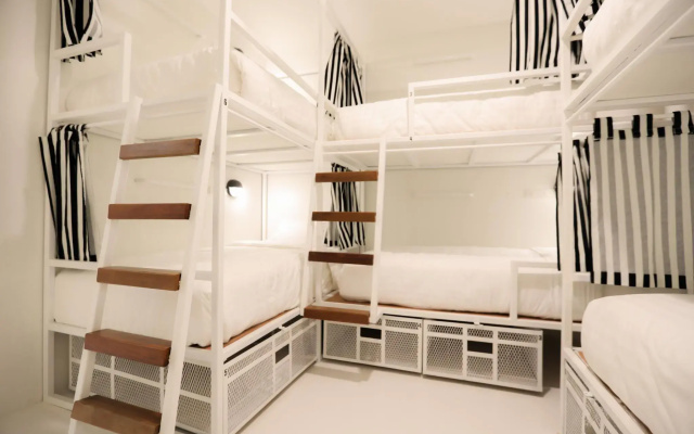 Hostel Lullaby - Adults Only