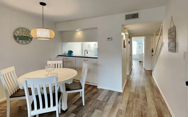 Bay House Condos #2106 - La Buena Vida