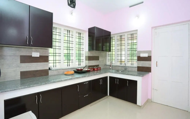 Serene Stay The Morning Dew by OYO Rooms