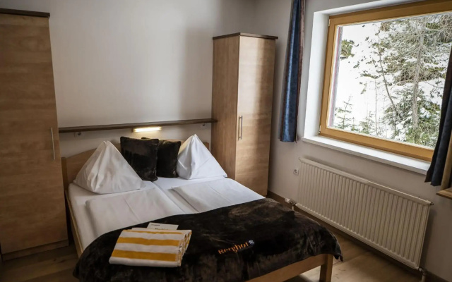 Hotel Berghof - Riesneralm