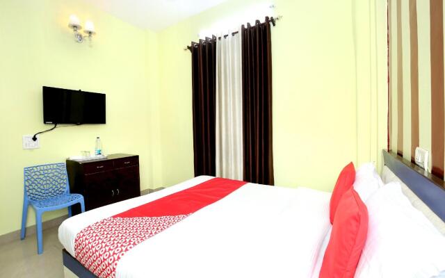 OYO 12038 Hotel Alishan