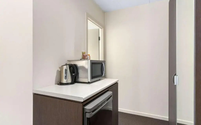 Comfort Inn & Suites Robertson Gardens