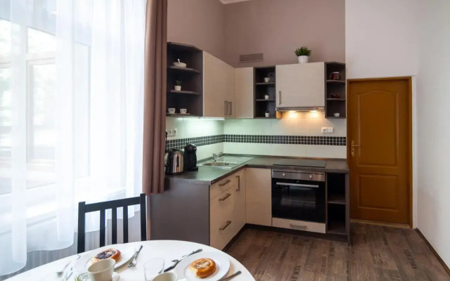 Golden Key Apartments