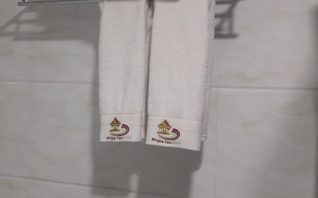 Mingalar Thiri Hotel