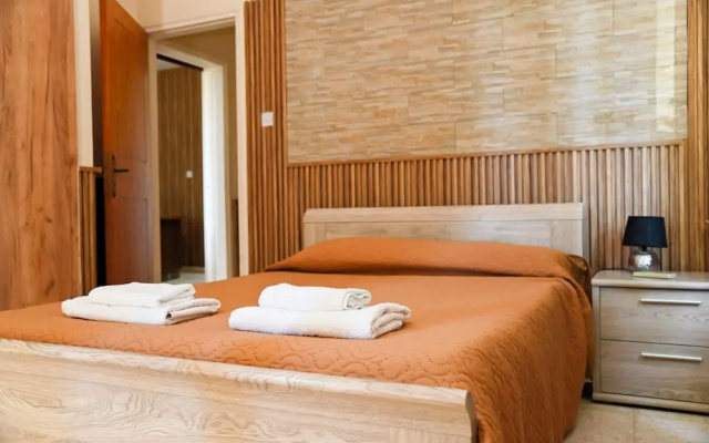 Kritos Apartments With Two Bedrooms