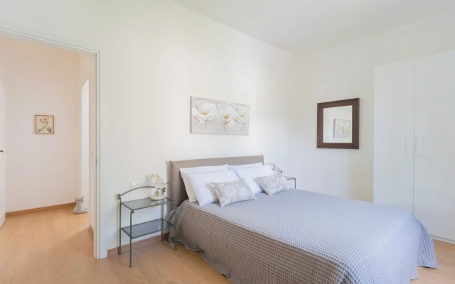 Tina's Window on Lake Como by Rent all Como