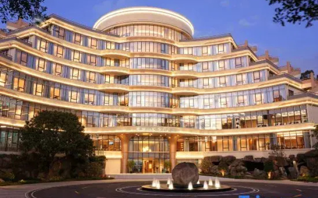 Shenzhen Wuzhou Mountain and Sea Bay Hotel
