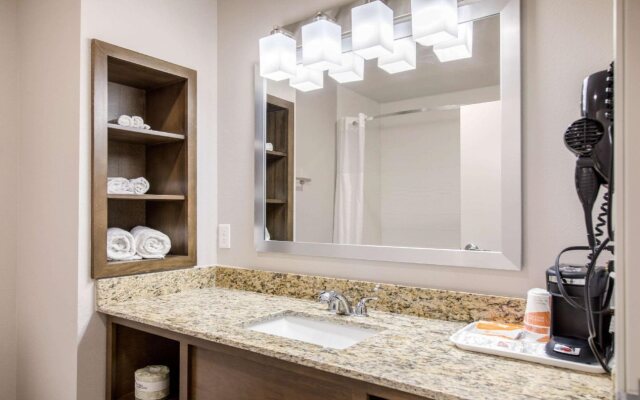 Quality Inn & Suites Carlsbad Caverns Area