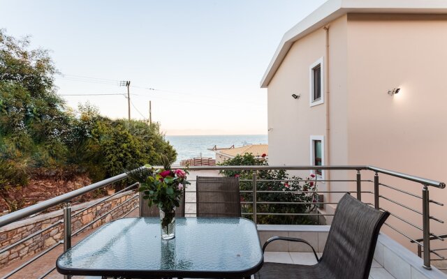 Seaside Getaway - Aelia Villa's Dreamy Paradise
