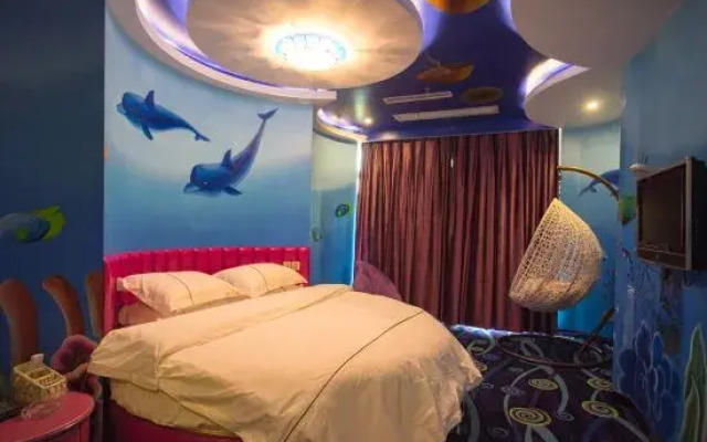 Longting Creative Hotel