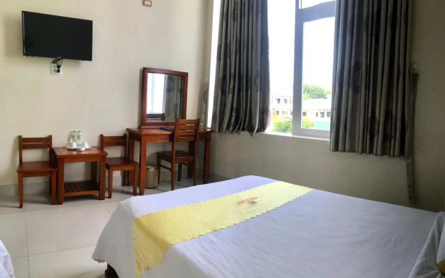 Hoang Yen Canary Hotel – Guest Rooms – Quy Nhon