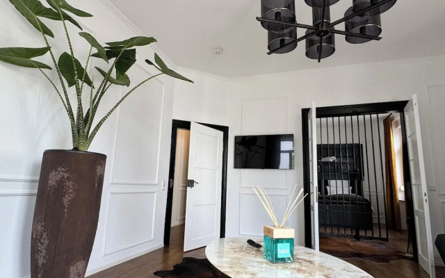 HLH - Luxus Familiensuite mit Terrasse