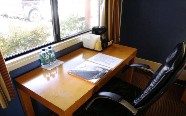 La Luna Inn, an Ascend Collection Hotel