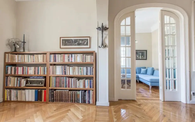 Spacious Apartment in Plaka Athens A3