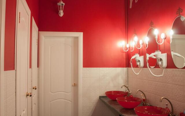 Хостел Travellers Palace