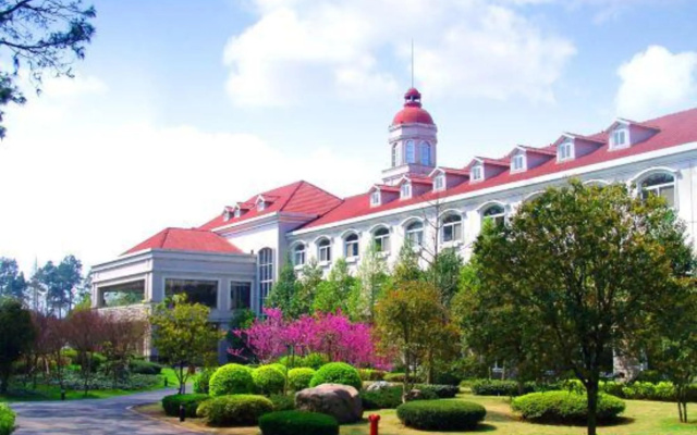 Weisheng Xiangyi Hotel (Xiangyi Building)
