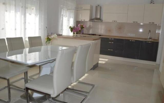 Apartments Babic