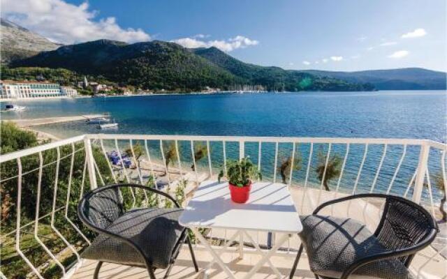 Two-Bedroom Apartment Slano with Sea view 02