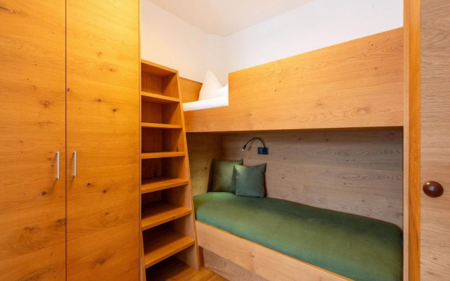 Inviting Flat in Hart With Fitness Room