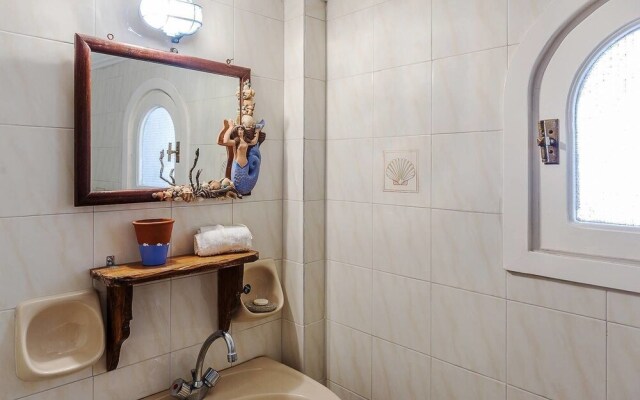 Bright Blue Studio near Stone Tower 1690 • Andros