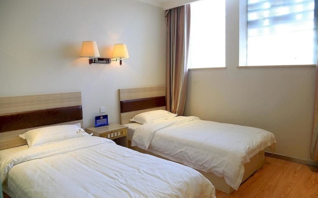 James Joyce Coffetel Hotel (Beijing Wangjing Subway Station Wangjing soho) – Guest Rooms – Beijing