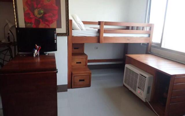 Condo Unit for 3 in Greenhills San Juan