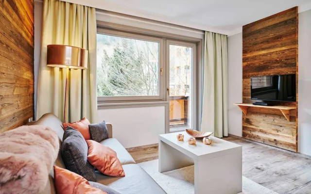 Modern Studio Right on the ski Slope