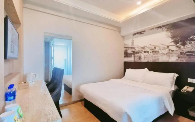 GreenTree Inn Huzhou Wuxing District South Street Chaoyin Bridge Business Hotel