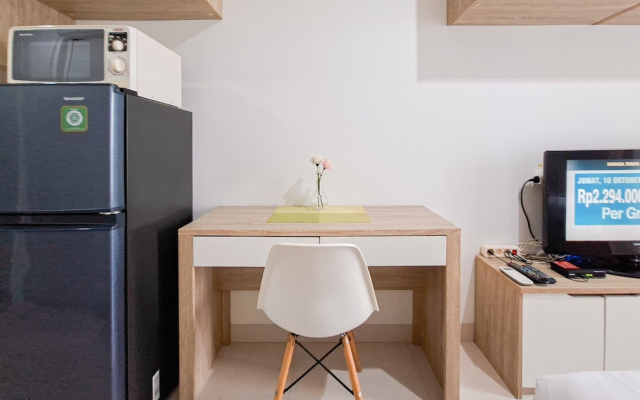Simple Look Studio Apartment At Springwood Residence Tangerang – Guest Rooms – Tangerang