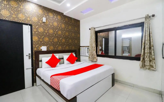 Hotel Paradise by OYO Rooms