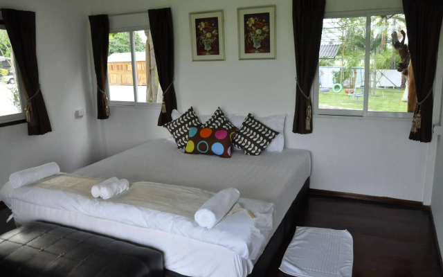Fun-D Hotel